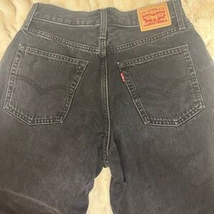 Levi’s ‘94 baggy jeans size 28